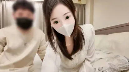 耶誕節搭訕處男弟弟幫他破處 潔妮