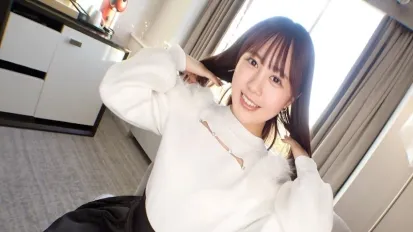 SIRO-5481 想嘗試專業人士的技術...性格溫柔，她看起來是個溫柔的按摩女郎，但實際上她是一個熱愛性愛、已經和15個人發生過關係的女孩！ 素人