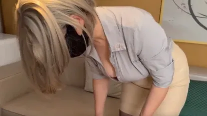 e嫂巨乳性感女秘書之情趣娃娃